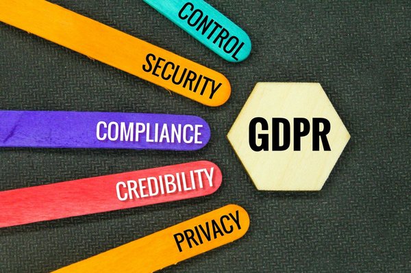 Quels sont les impacts de la réglementation GDPR sur le développement d'applications web en Europe?